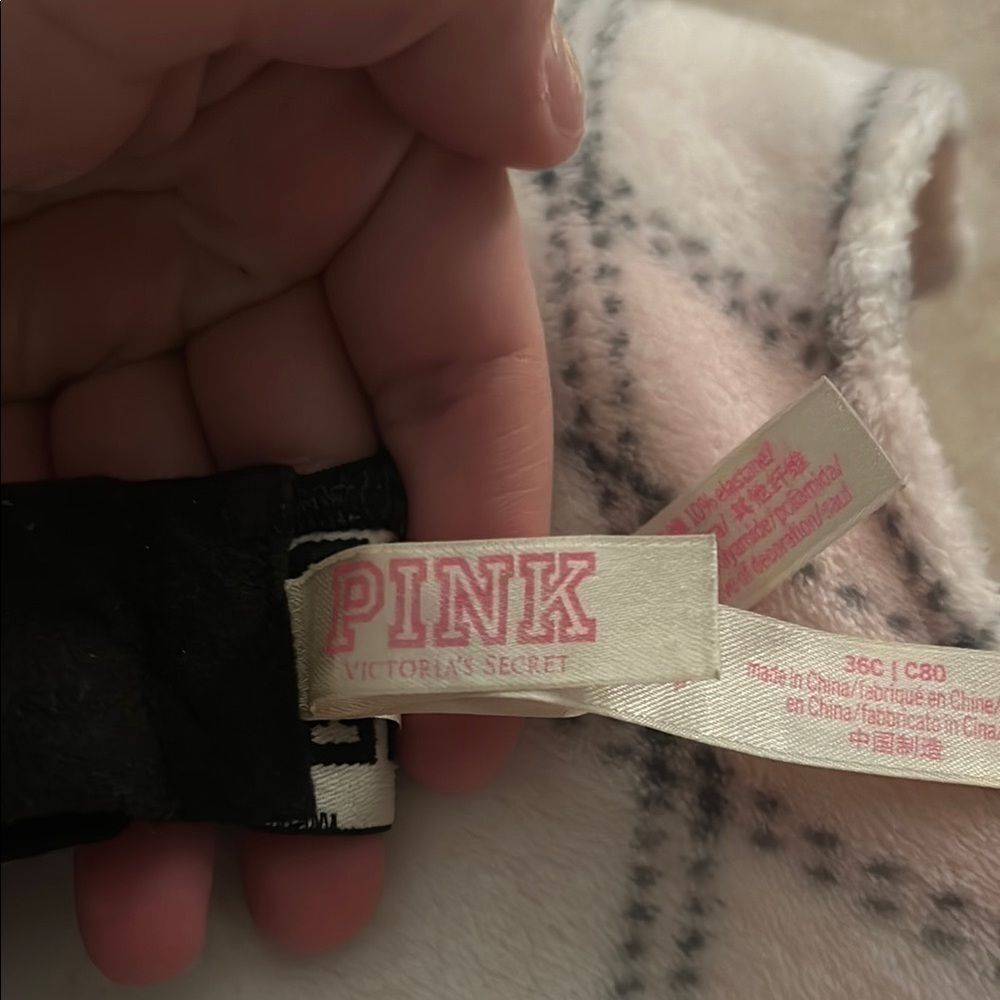 PINK by Victoria Secret 36C Geometric Floral push up  Bra with Black Straps   B - Picture 4 of 4